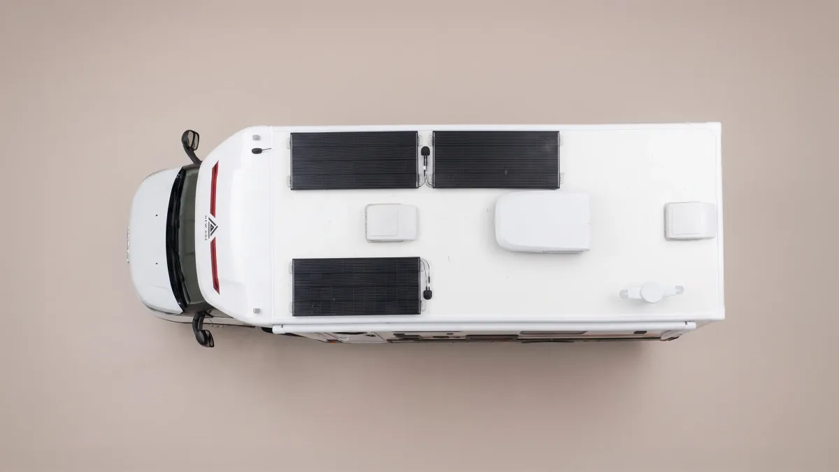 New Age NAM8 motorhome, studio roof view